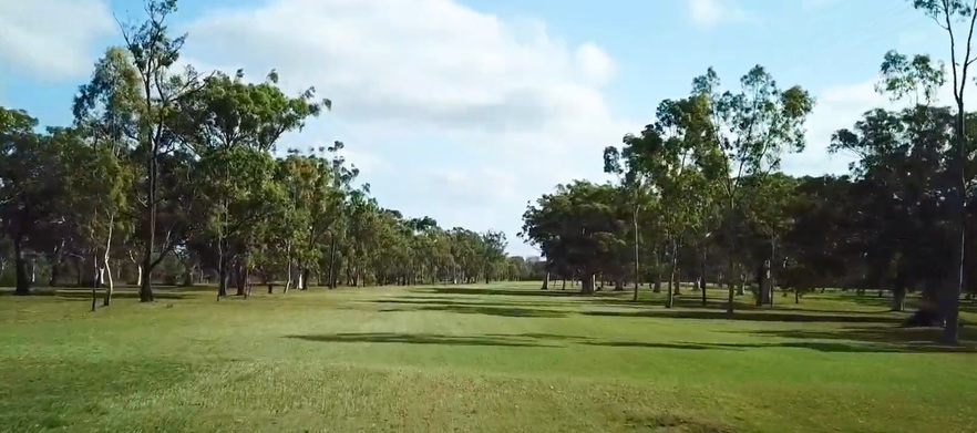 18 holes for Two in a Motorised Cart at Tin Can Bay Country Club