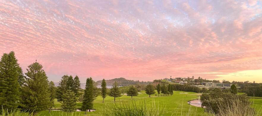 <em>Play one of Sydney's most breathtaking courses!</em> 18 Holes for Two at the stunning <em>Mona Vale Golf Club.</em> 