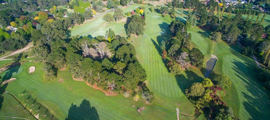 <em>Play, Stay & Relax Peppers Craigieburn Resort.</em> 1 Night Stay with Breakfast & 18 Holes For Two at Bowral Golf Club