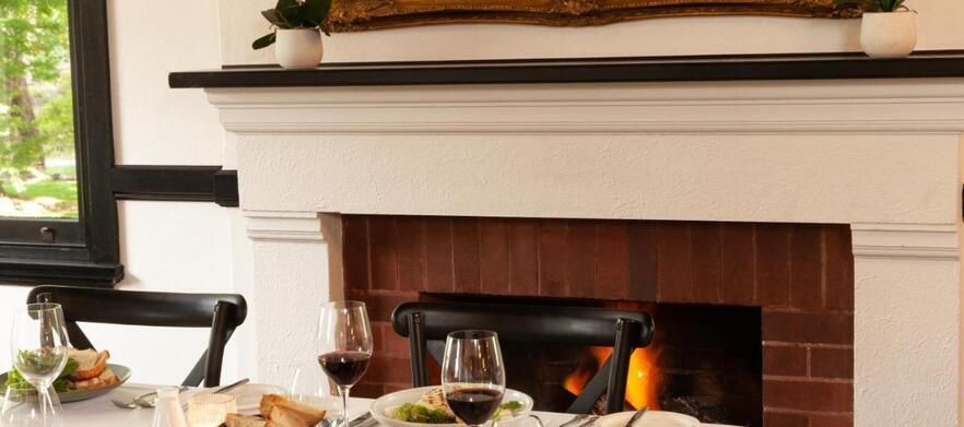 Golf Stay & Play for 2 People at <em>The Dormie House, Moss Vale Golf Club.</em> One night accommodation for 2 people with breakfast each, Complimentary bottle of wine and golf at Moss Vale Golf Course.