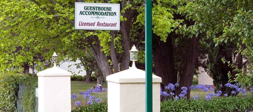 Golf Stay & Play for 2 People at <em>The Dormie House, Moss Vale Golf Club.</em> One night accommodation for 2 people with breakfast each, Complimentary bottle of wine and golf at Moss Vale Golf Course.