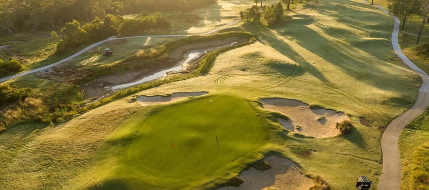 Nestled within the stunning natural bushland surrounds, Bingara Gorge is a must play golf course!