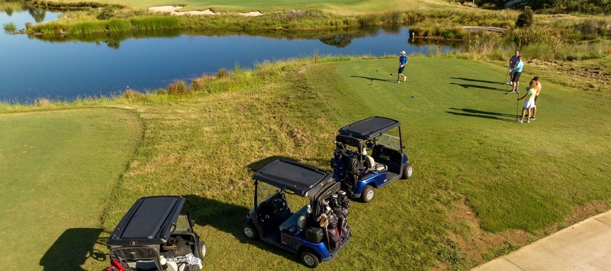 Nestled within the stunning natural bushland surrounds, Bingara Gorge is a must play golf course!