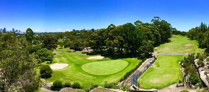 <em>Discover one of Sydney's Hidden Gems!</em> 18 Holes for Two with Drinks at the beautiful Castlecove GC. 