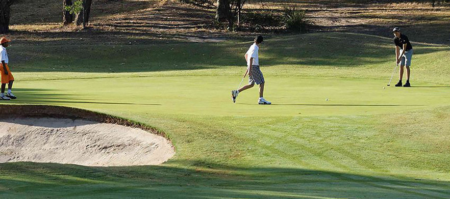 SUMMER PLAY at Two of Melbourne's Gems! Play Churchill - Waverley Golf Course with a Drink each & Trackman Discount