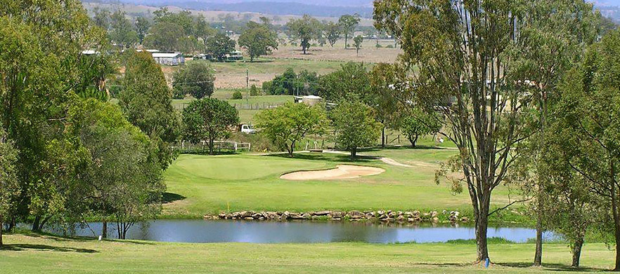 18 holes for 2 at <em>Queensland’s Hidden Gem Beaudesert Golf Club </em> Includes a shared motorised cart for just $89!<em> 