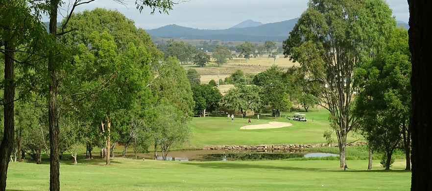 18 holes for 2 at <em>Queensland’s Hidden Gem Beaudesert Golf Club </em> Includes a shared motorised cart for just $89!<em> 
