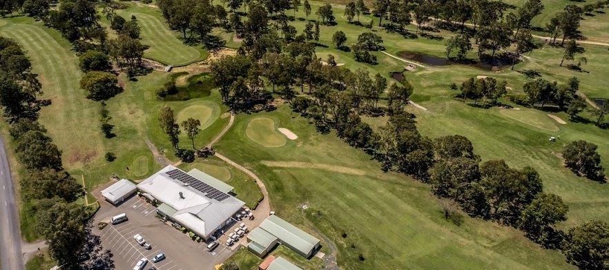18 holes for 4 at <em>Queensland’s Hidden Gem Beaudesert Golf Club </em> Includes Two shared motorised carts for just $159!<em> 