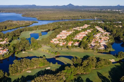 Noosa-Springs-4th-Hole-1200x960.jpg