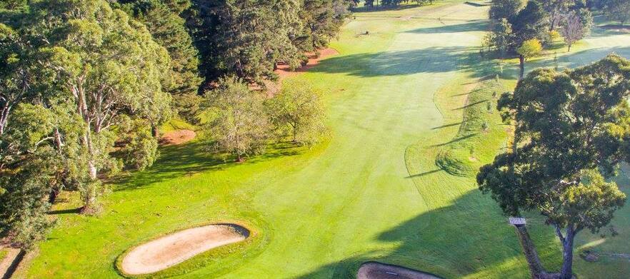 <em>Bowral Golf Club:</em> Just an Hour's Drive from Sydney - 18 holes for TWO players! 