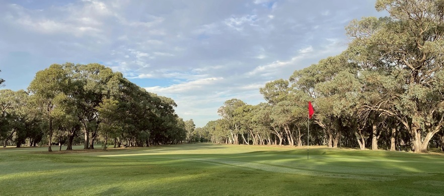 18 Holes for Two with a Cart for only $99 at Cohuna Golf Club!