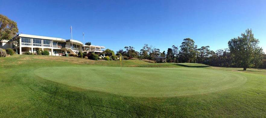 <em>Wentworth Falls Country Club.</em> 18 Holes For Two in a Motorised Cart for just $79!