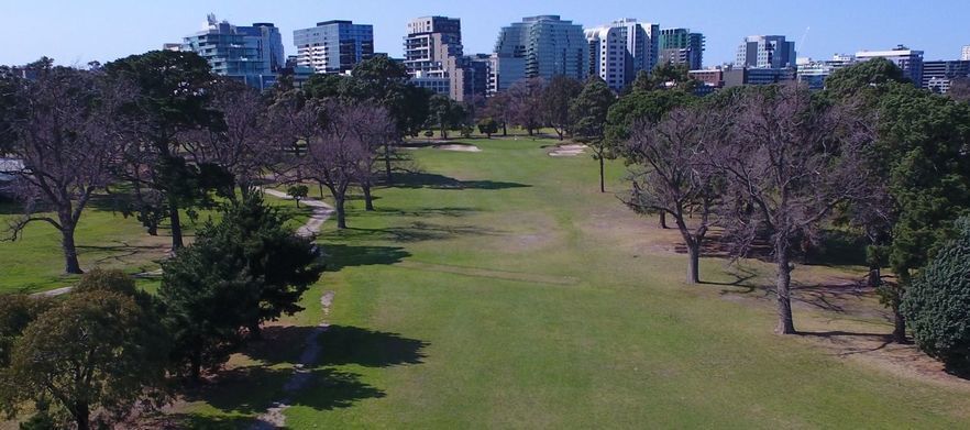 <em>Play one of the worlds best-located golf courses!</em> 18 Holes for Four at the beautiful <em>Albert Park Golf Course!</em/> 