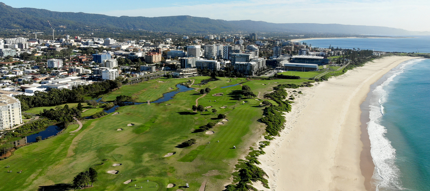 Your chance to play with mates at the Stunning <em>Wollongong Golf Club:</em>  18 Holes for Four in Two Motorised Carts!