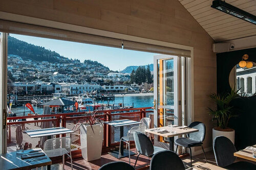 widescreen_BoardwalkRestaurant.jpg