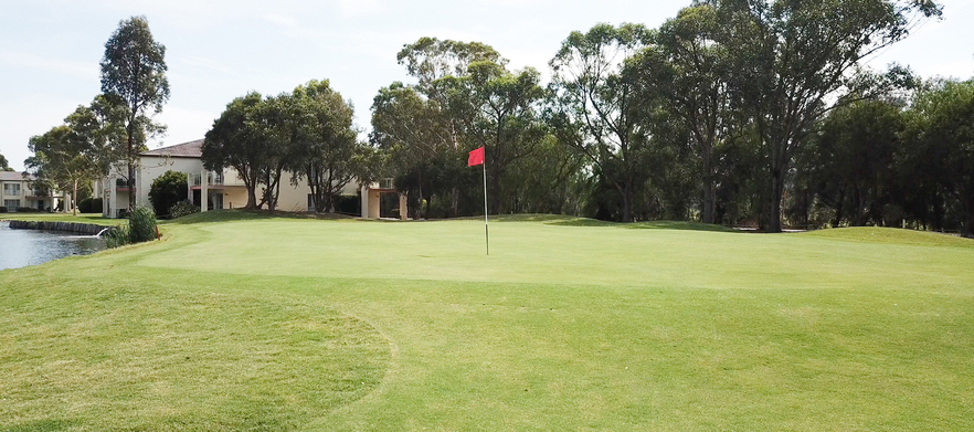 <b>Winter Special! One Night Stay & Play For Two at the Beautiful Rydges Resort located right on Hunter Valley Golf Club<b>