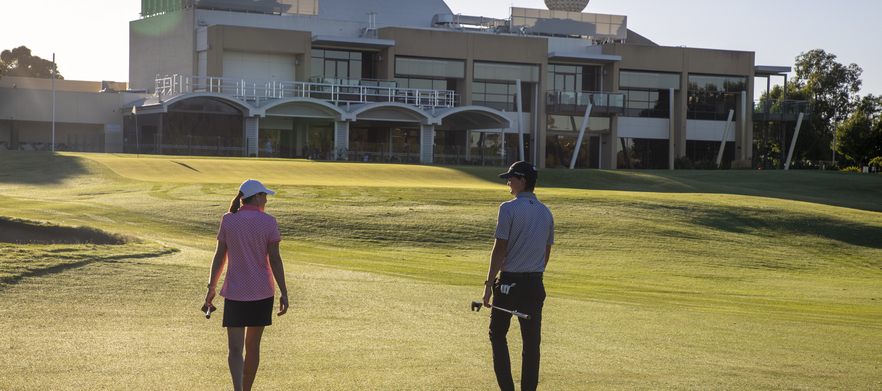 <em> Stay and Play at one of the Murray's True Gems! </em> 1 Night and 18 Holes in a Shared Cart for 2 at Rich River Golf Club.