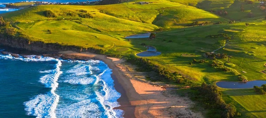 Stay & Play For Two at <em>The Mercure Gerringong Resort.</em> Includes 18 Holes at Gerringong GC with a Cart, Hot Breakfast & More! 