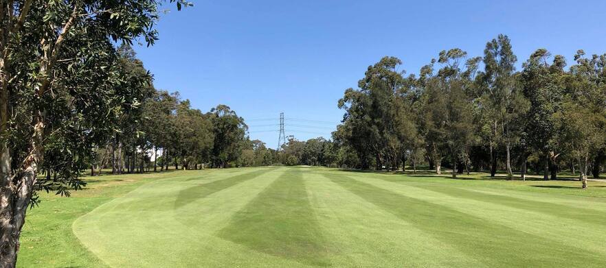 18 Holes for Two with Drinks at Waratah Golf Club.