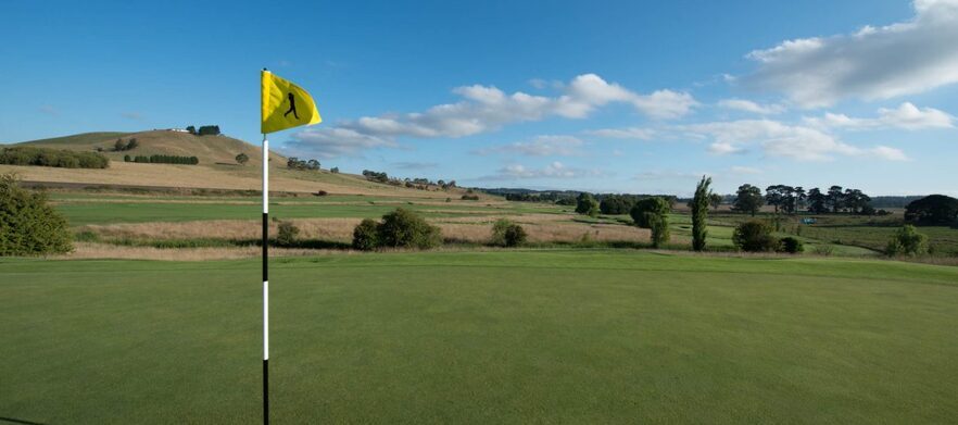 Stay & Play For Two at <em>Peppers Manor House.</em> Includes 18 Holes at Mt Broughton GC, Breakfast, Drinks Vouchers & More!