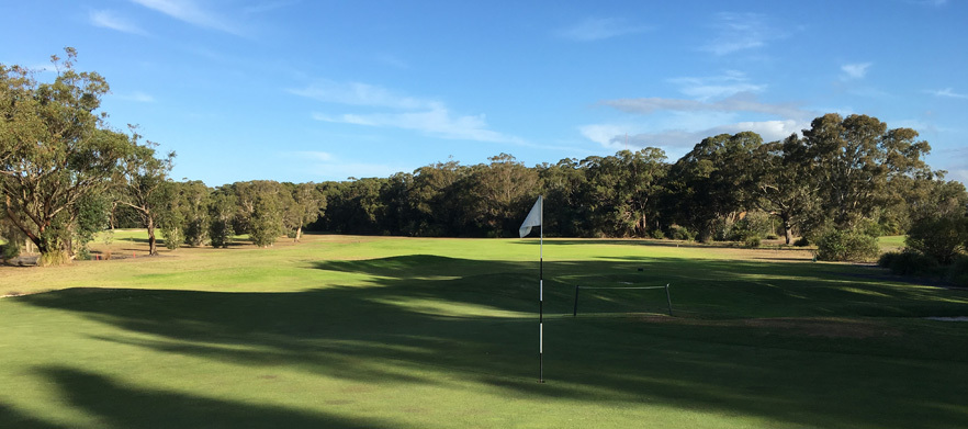 <em>Discover one of NSW’s hidden gems!</em> 18 Holes for four at the beautiful <em>Port Kembla Golf Club!</em> Includes shared motorised carts.