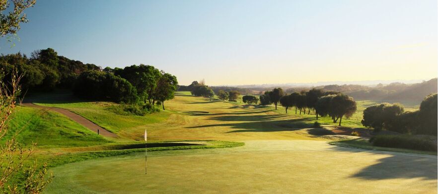 Play One of The Mornington Peninsula's True Gems! 18 Holes for 2 in a Motorised Cart at the <em>Stunning Eagle Ridge Golf Course</em>