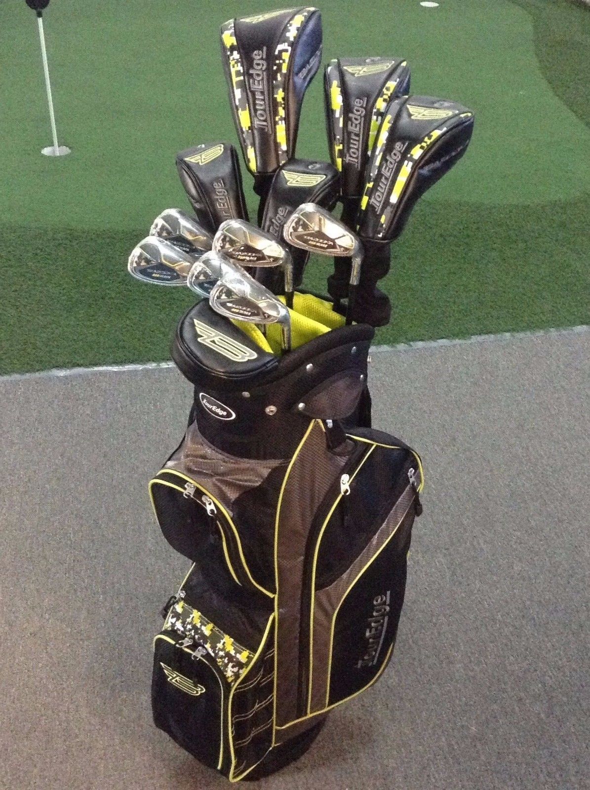 Tour Edge BAZOOKA 460 BLACK Premium Golf Package + Cart Bag, Putter